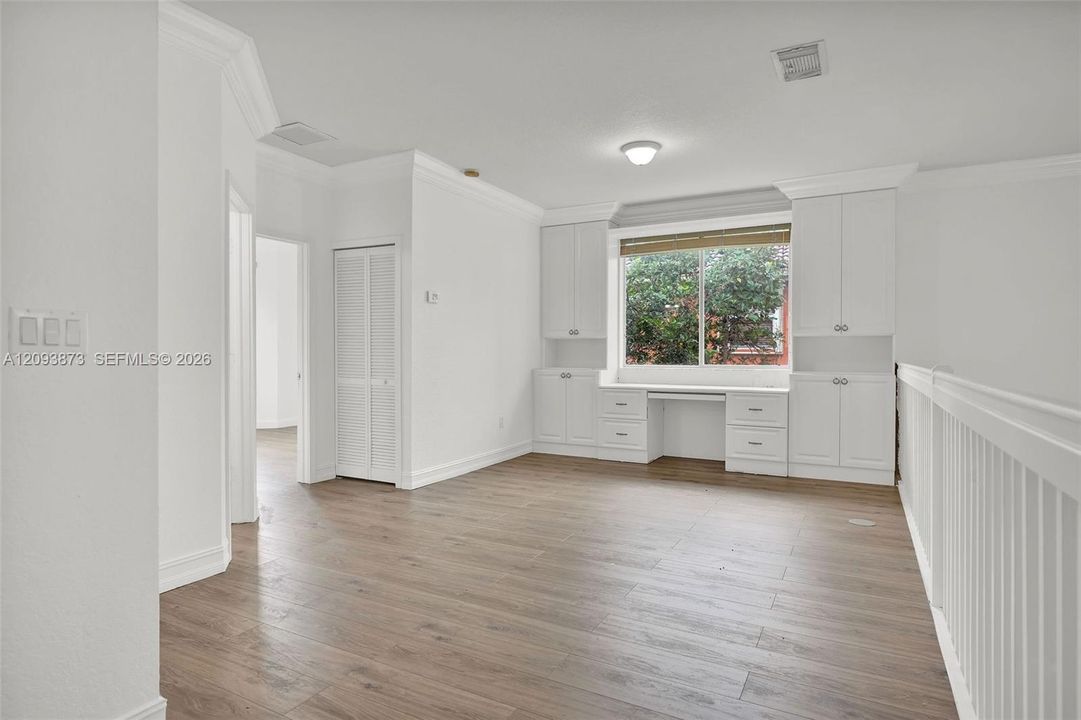 For Sale: $1,200,000 (4 beds, 4 baths, 3177 Square Feet)