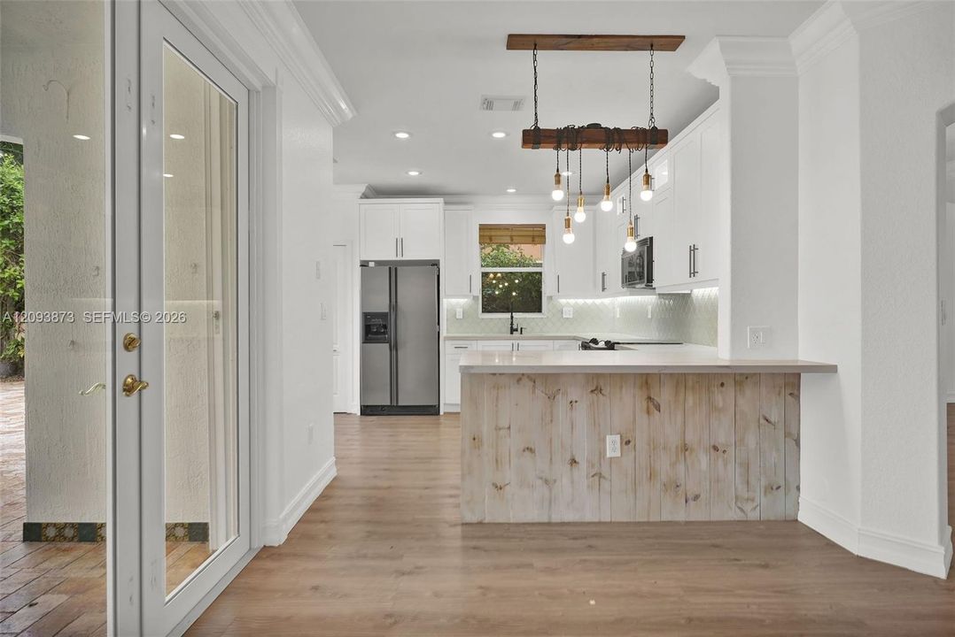 For Sale: $1,200,000 (4 beds, 4 baths, 3177 Square Feet)