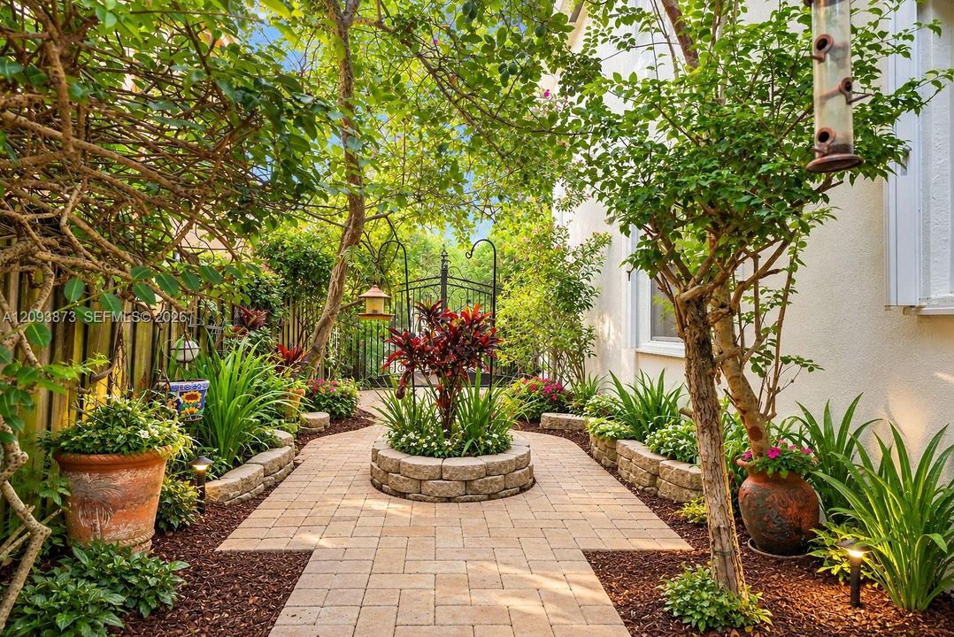 For Sale: $1,200,000 (4 beds, 4 baths, 3177 Square Feet)