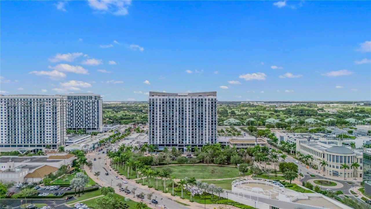 For Rent: $4,000 (2 beds, 2 baths, 1024 Square Feet)