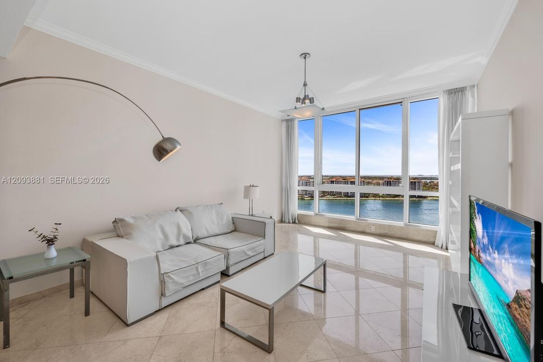 В аренду: $11,900 (1 спален, 1 ванн, 1365 Квадратных фут)