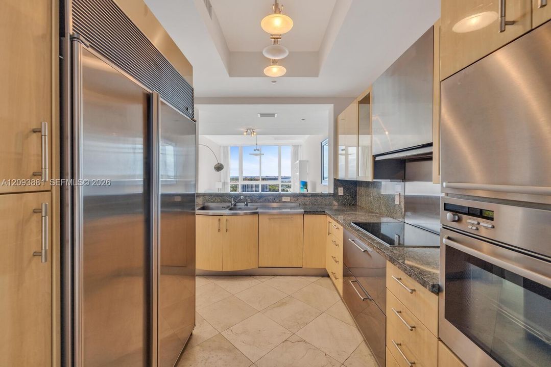 В аренду: $11,900 (1 спален, 1 ванн, 1365 Квадратных фут)