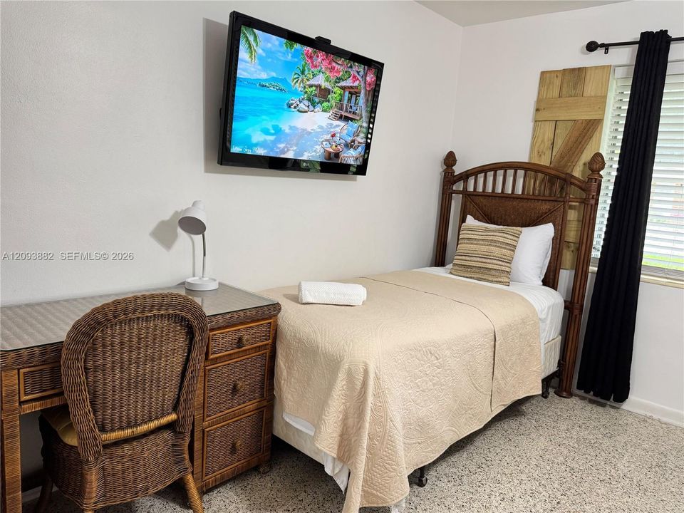 En Venta: $373,000 (2 camas, 2 baños, 924 Pies cuadrados)