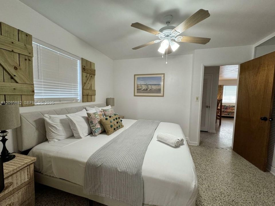 En Venta: $373,000 (2 camas, 2 baños, 924 Pies cuadrados)