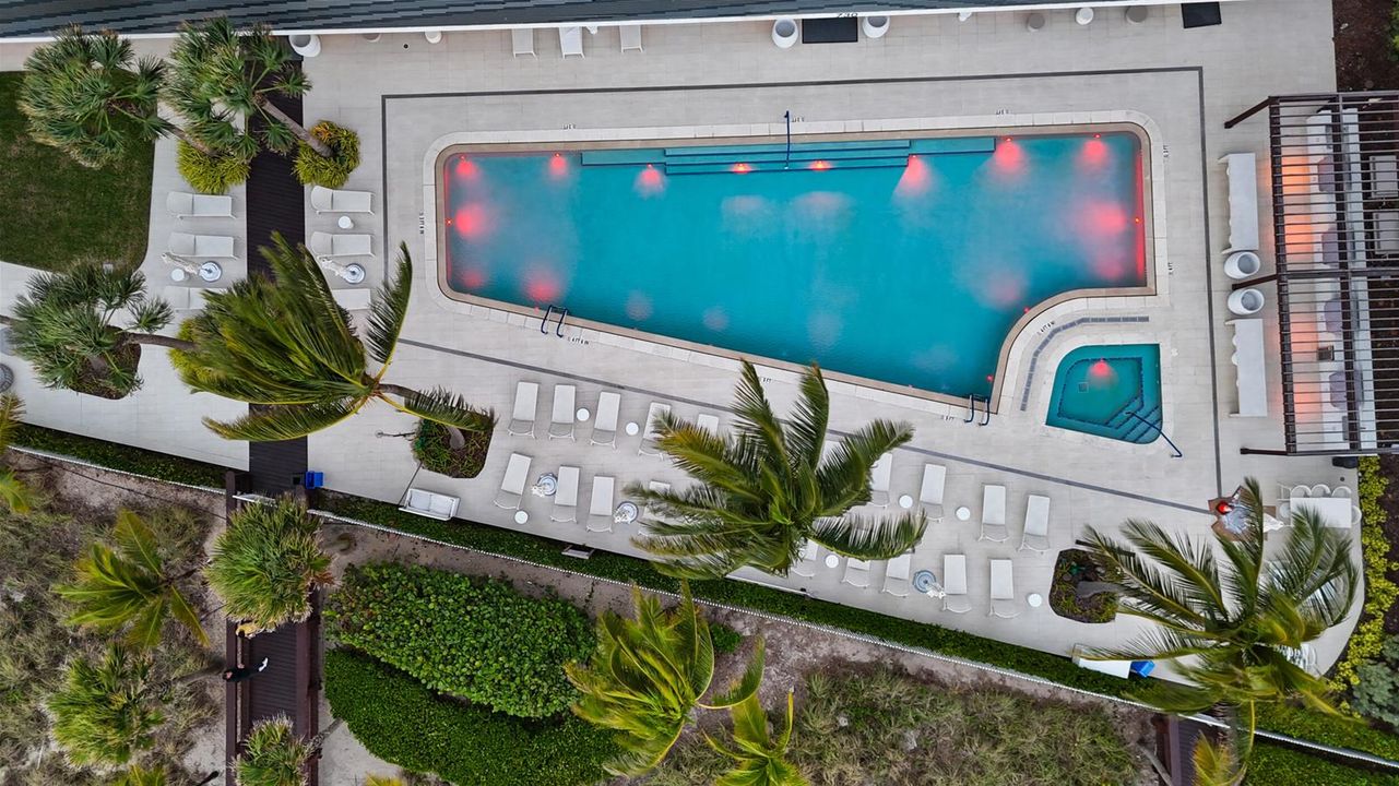 Sabbia Condo Oceanfront Pool