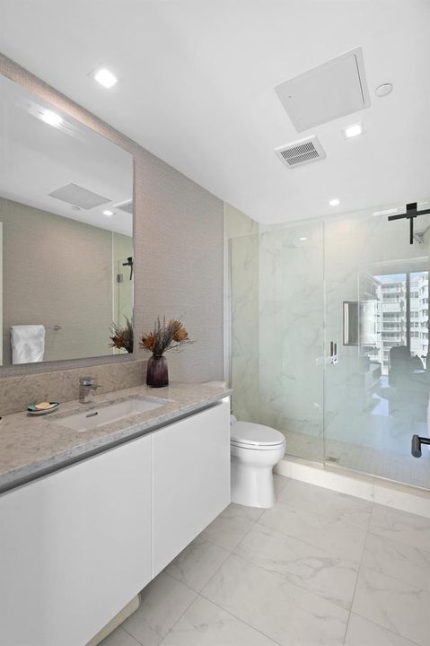 Guest Ensuite Bathroom