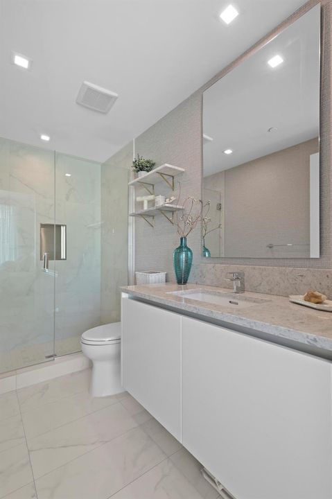 Guest Ensuite Bathroom