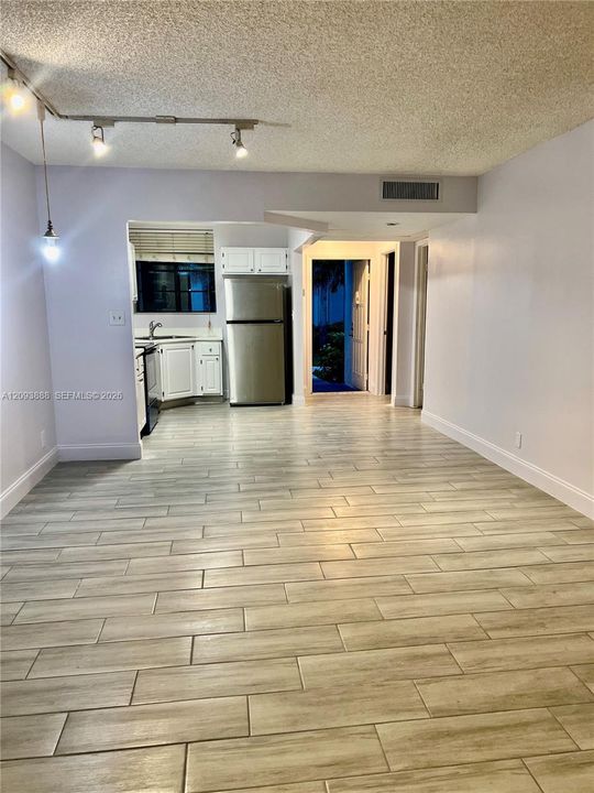 В аренду: $2,290 (2 спален, 2 ванн, 916 Квадратных фут)
