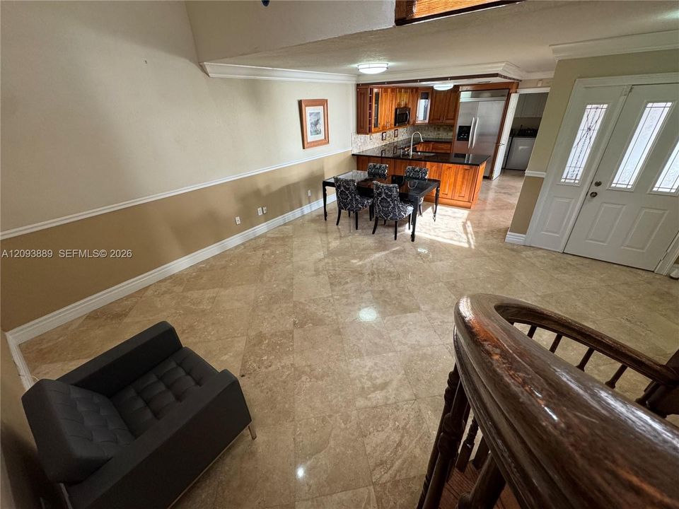 For Rent: $3,275 (3 beds, 2 baths, 1156 Square Feet)