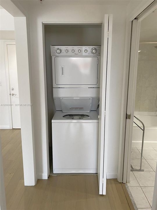 En Renta: $2,400 (1 camas, 1 baños, 835 Pies cuadrados)