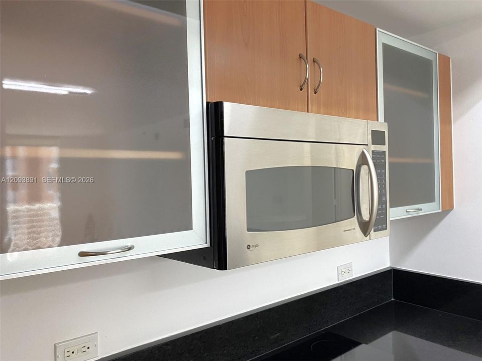 En Renta: $2,400 (1 camas, 1 baños, 835 Pies cuadrados)