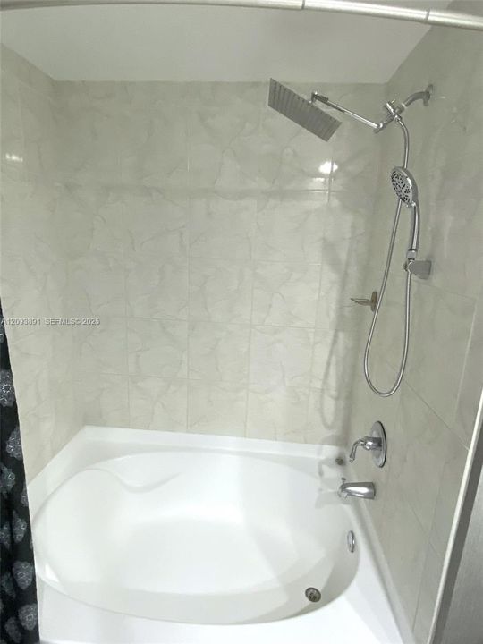 En Renta: $2,400 (1 camas, 1 baños, 835 Pies cuadrados)