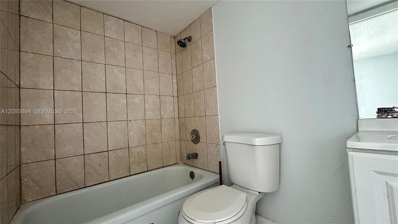 En Venta: $120,000 (2 camas, 2 baños, 1200 Pies cuadrados)