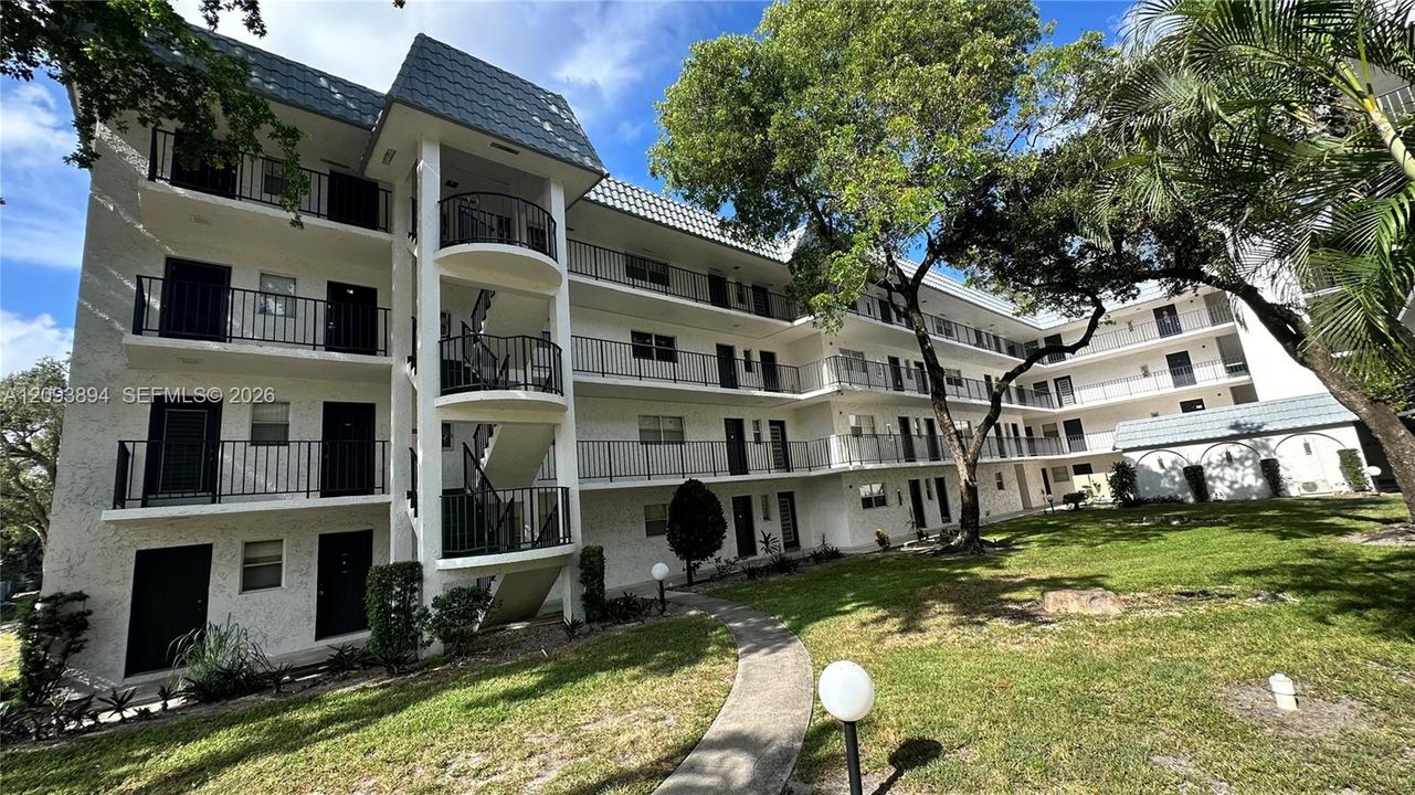 En Venta: $120,000 (2 camas, 2 baños, 1200 Pies cuadrados)