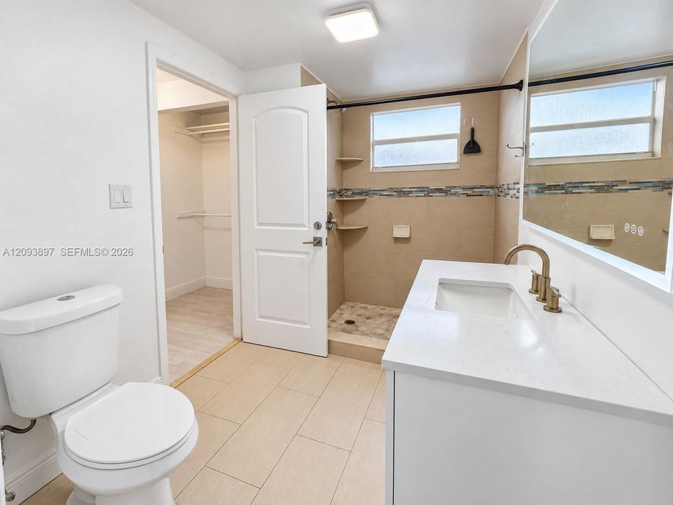 В аренду: $3,995 (3 спален, 2 ванн, 1540 Квадратных фут)