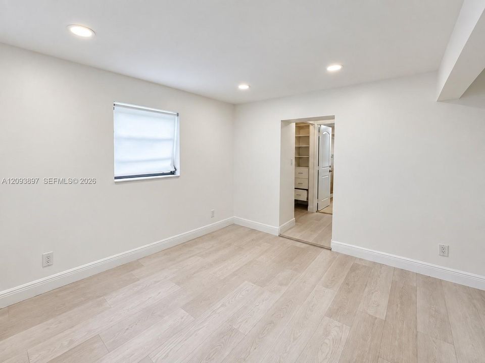 В аренду: $3,995 (3 спален, 2 ванн, 1540 Квадратных фут)