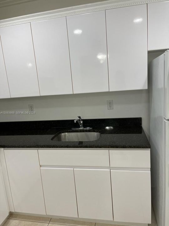 En Renta: $1,650 (1 camas, 1 baños, 8140 Pies cuadrados)