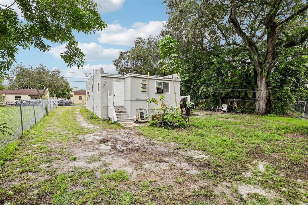 En Venta: $595,000 (0 camas, 0 baños, 2152 Pies cuadrados)