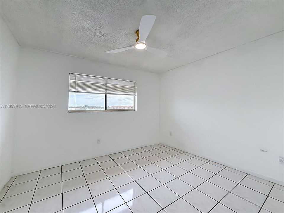 For Rent: $2,200 (2 beds, 2 baths, 750 Square Feet)