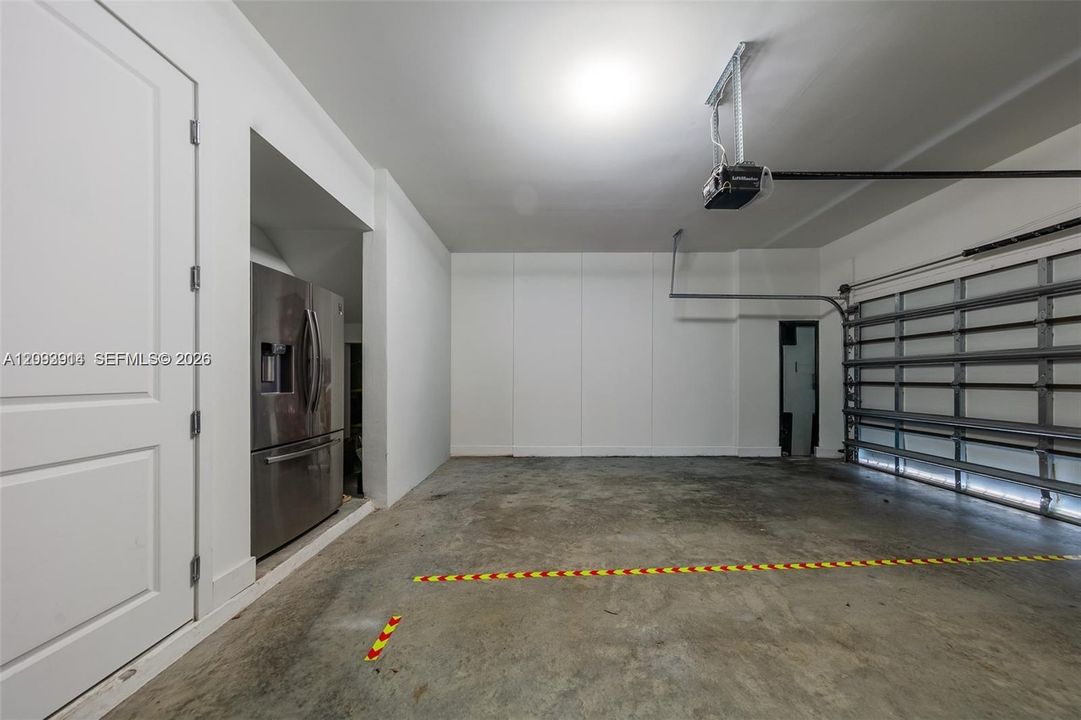 En Renta: $5,800 (3 camas, 2 baños, 2158 Pies cuadrados)