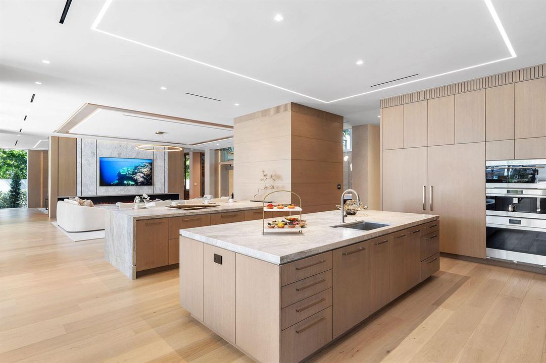 336_Coconut_Palm_Road_21