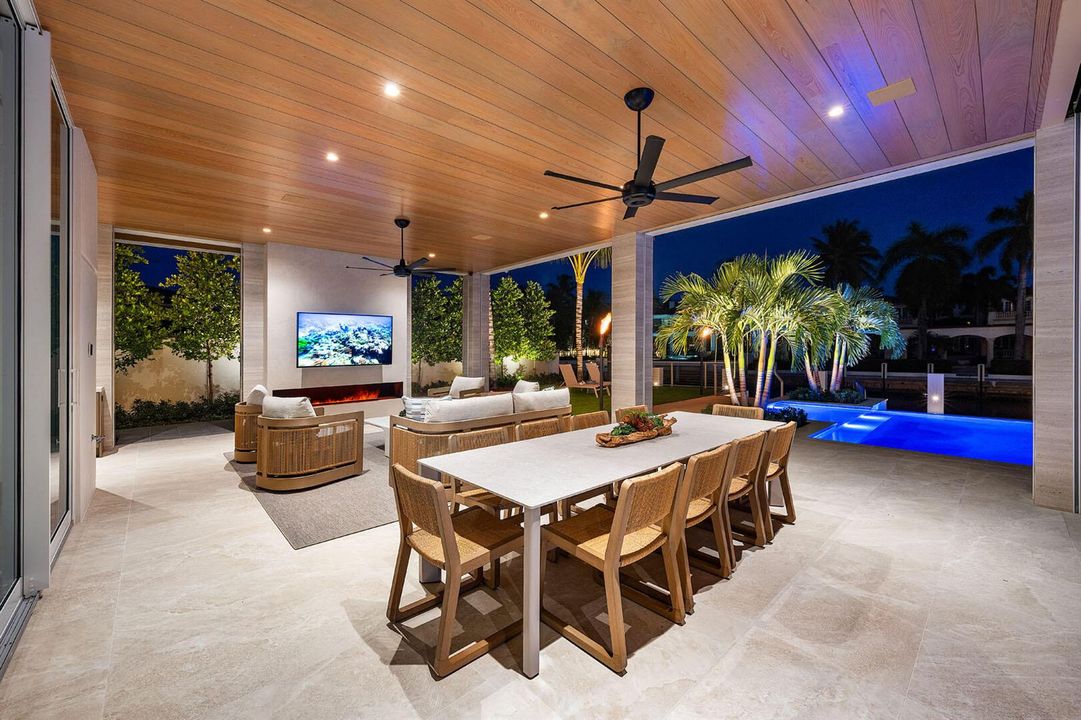 336_Coconut_Palm_Road_Dusk_06