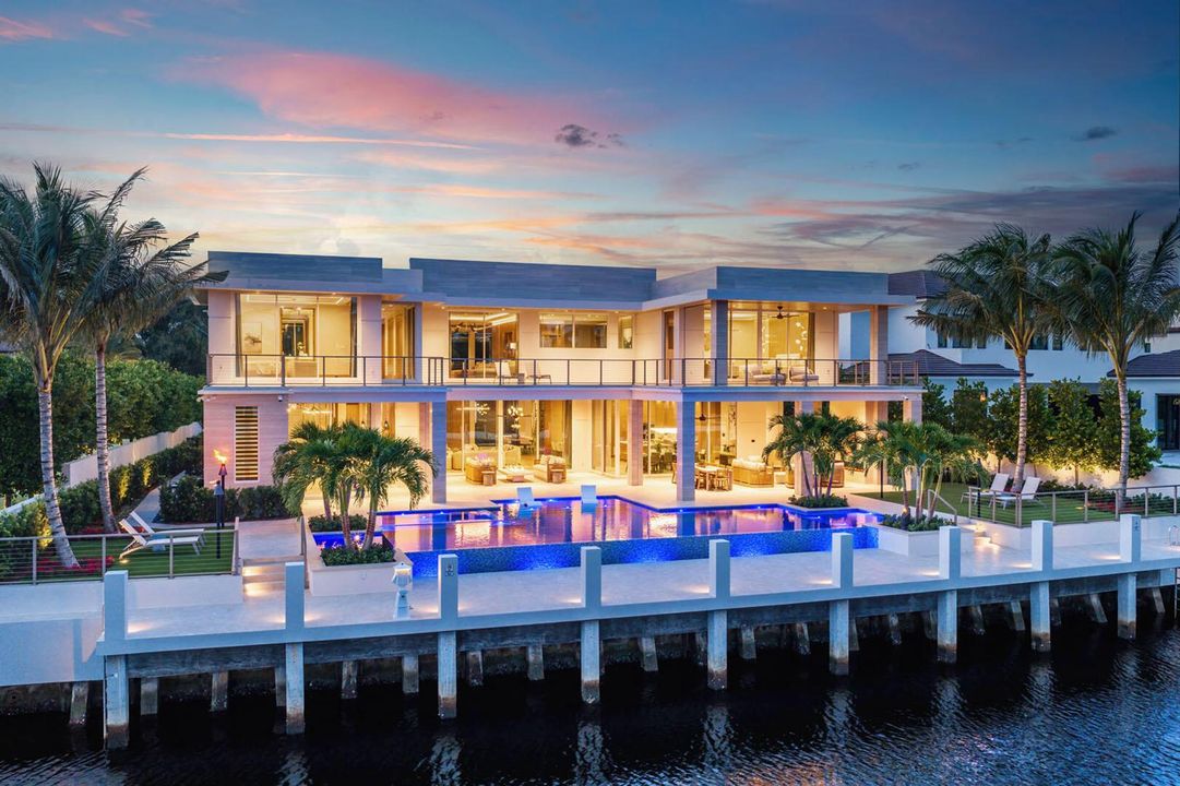 336_Coconut_Palm_Road_Dusk_21