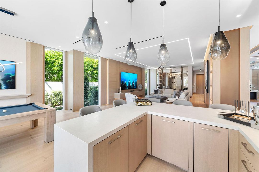 336_Coconut_Palm_Road_39