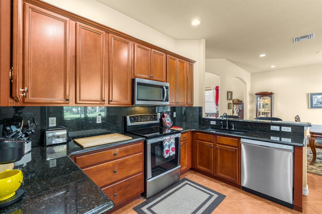 5566-57th-Ave-HigMedia-022