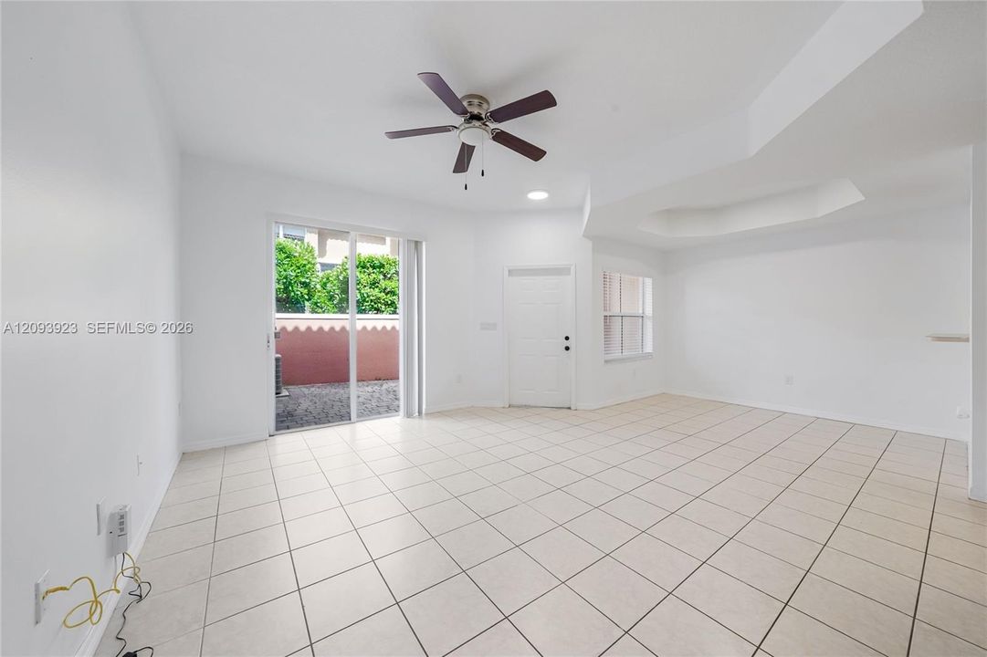For Rent: $2,300 (2 beds, 2 baths, 1100 Square Feet)