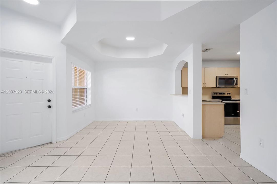 For Rent: $2,300 (2 beds, 2 baths, 1100 Square Feet)