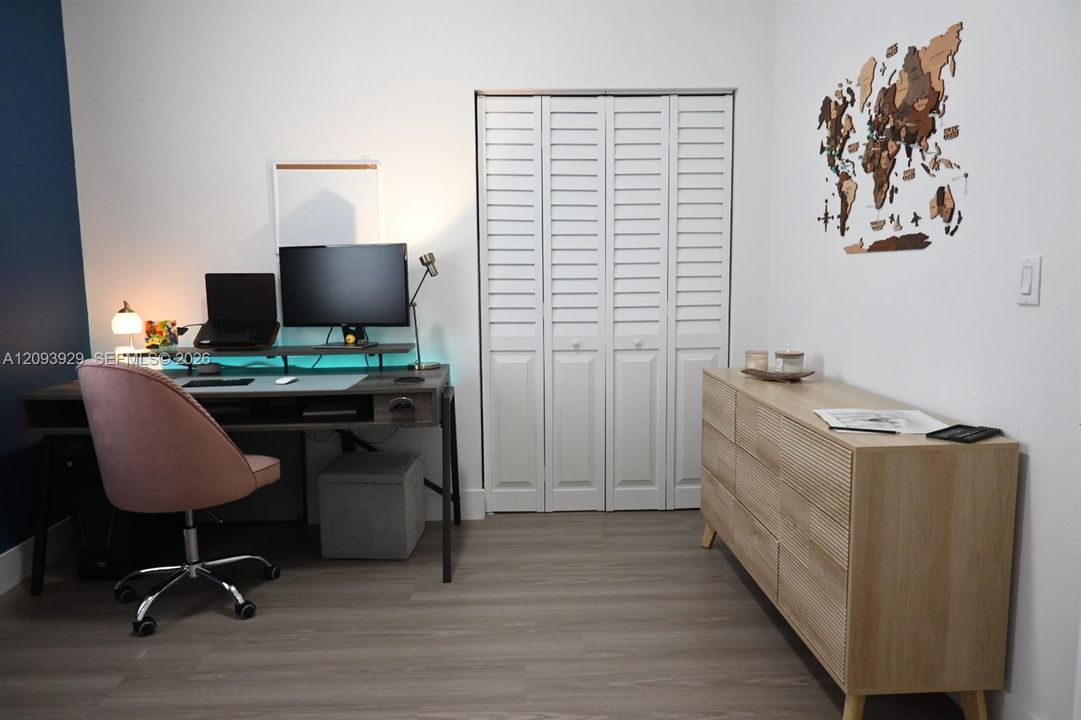 В аренду: $4,900 (3 спален, 2 ванн, 1604 Квадратных фут)