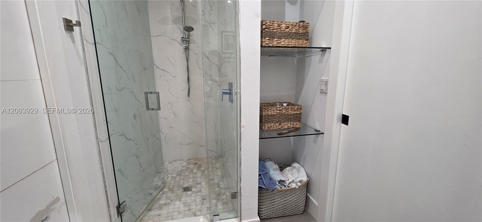 В аренду: $4,900 (3 спален, 2 ванн, 1604 Квадратных фут)