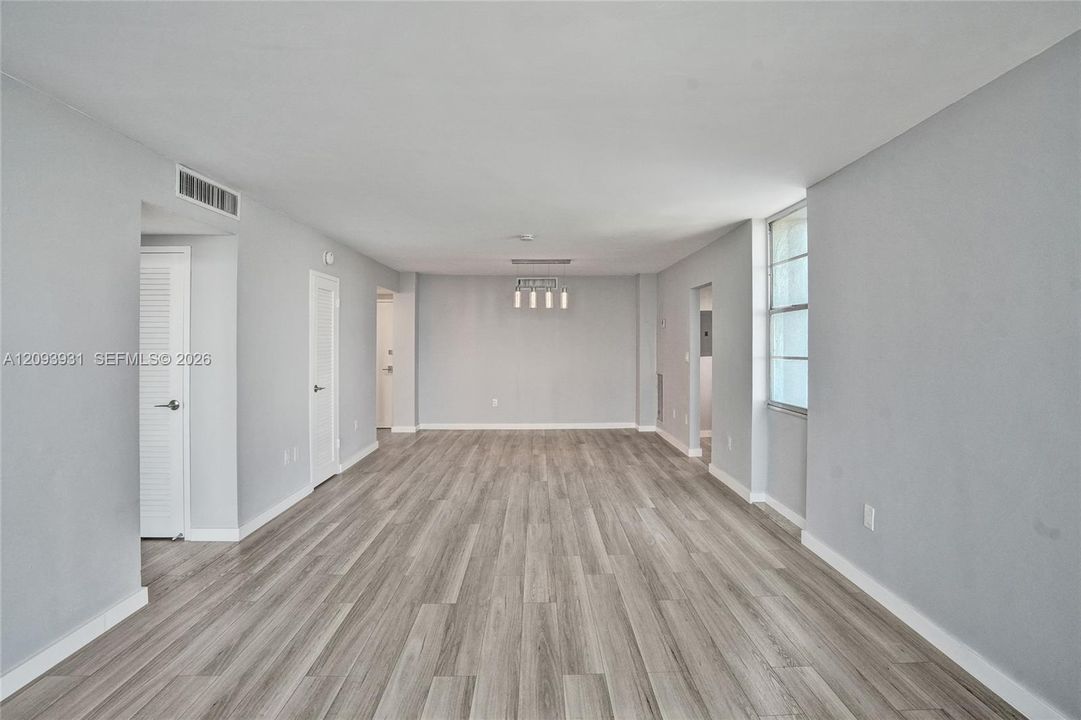 En Renta: $2,650 (1 camas, 1 baños, 1057 Pies cuadrados)