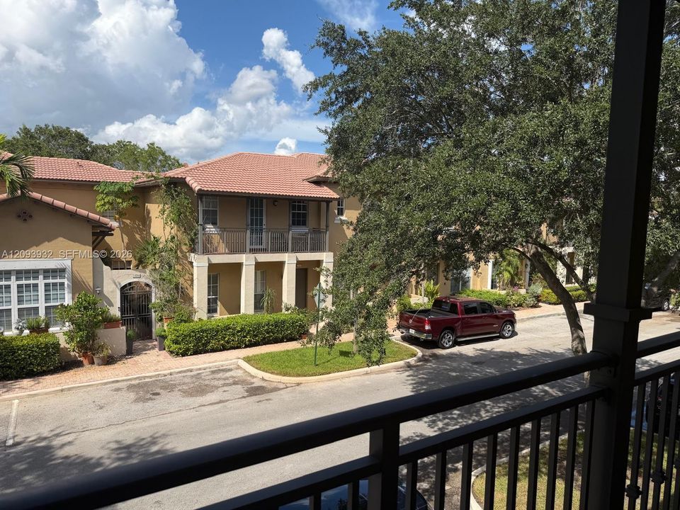 For Rent: $3,000 (2 beds, 2 baths, 1482 Square Feet)