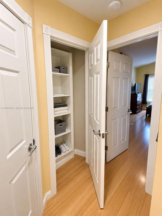 For Rent: $2,900 (3 beds, 2 baths, 1632 Square Feet)