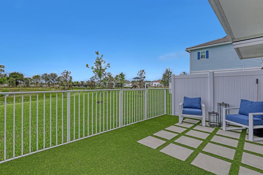 137 SE Birch (38)