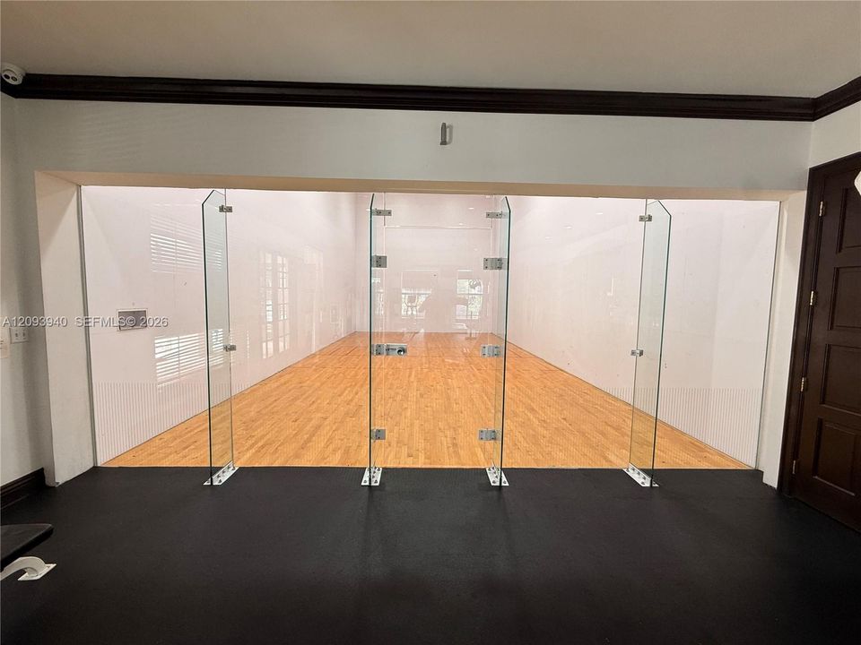 Racketball Court