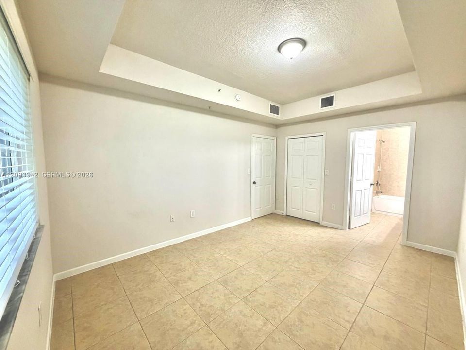 出租: $2,677 (3 贝兹, 2 浴室, 1189 平方英尺)