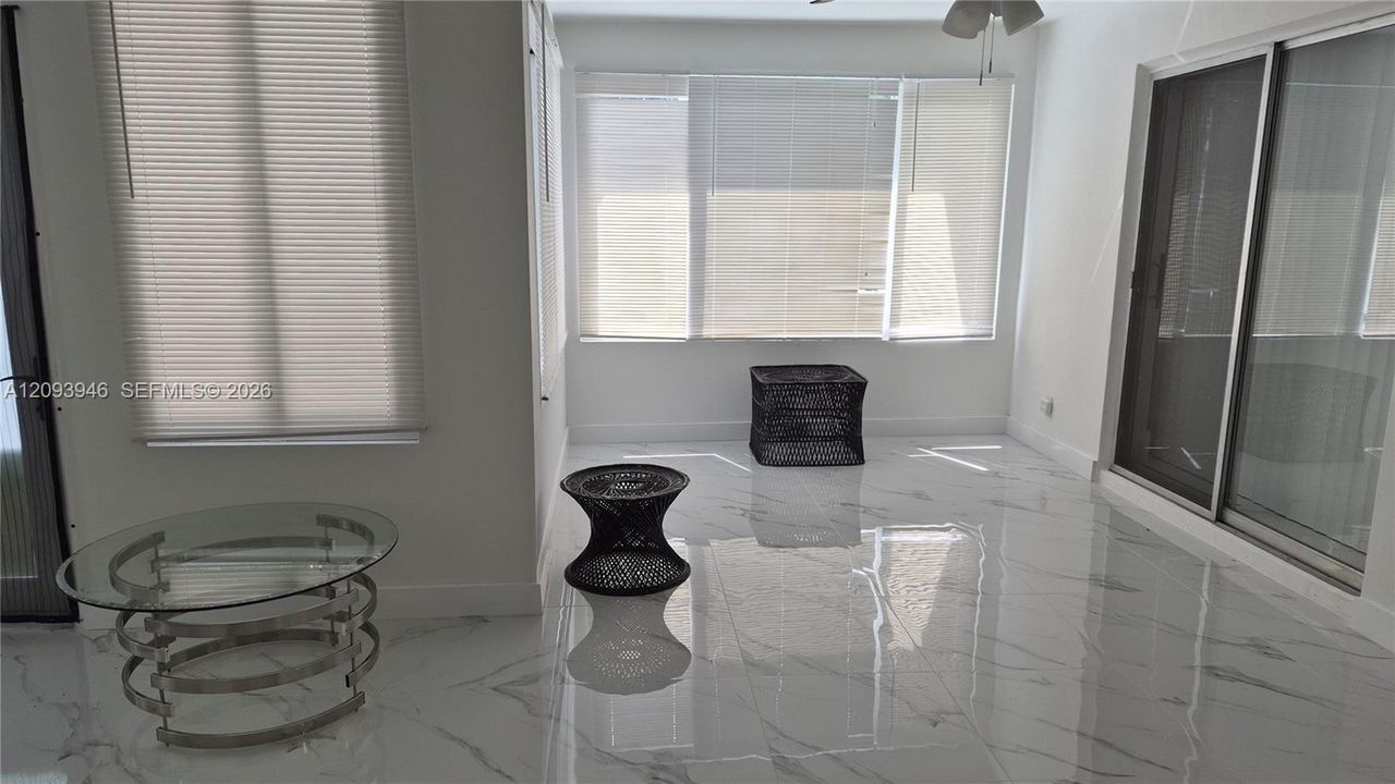 For Sale: $395,000 (2 beds, 2 baths, 1690 Square Feet)