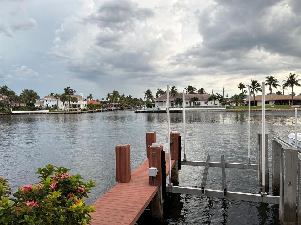 Boat slip & Lift