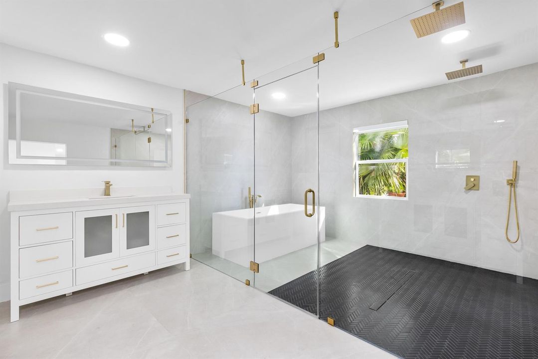 Master Bath 1
