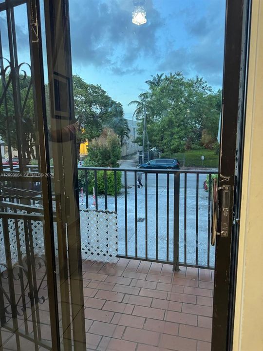 For Rent: $2,250 (2 beds, 1 baths, 0 Square Feet)