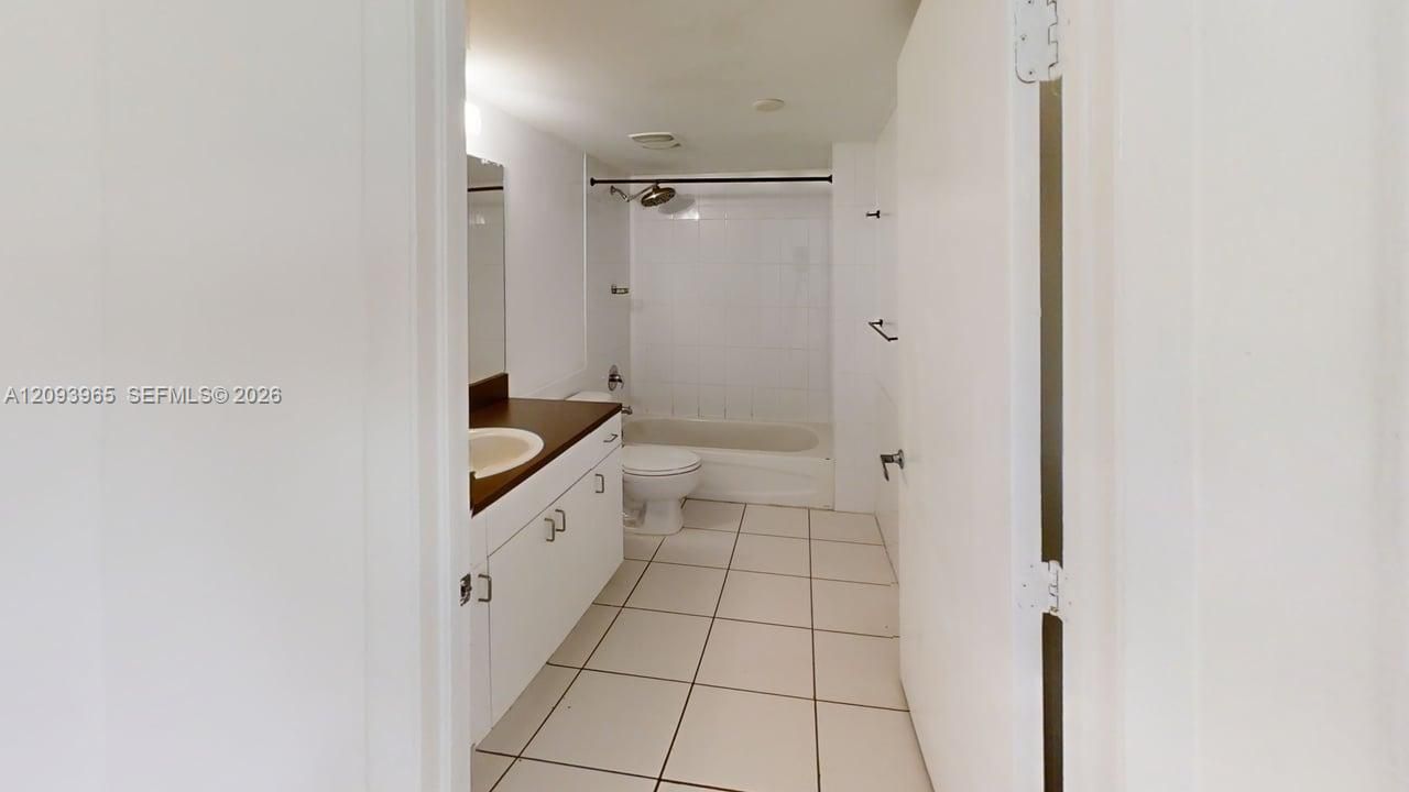 En Renta: $2,350 (2 camas, 2 baños, 873 Pies cuadrados)