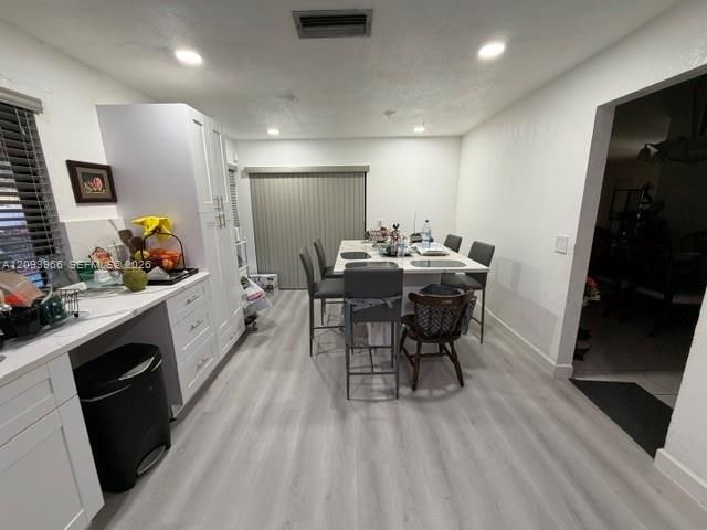 For Sale: $590,000 (3 beds, 2 baths, 1619 Square Feet)