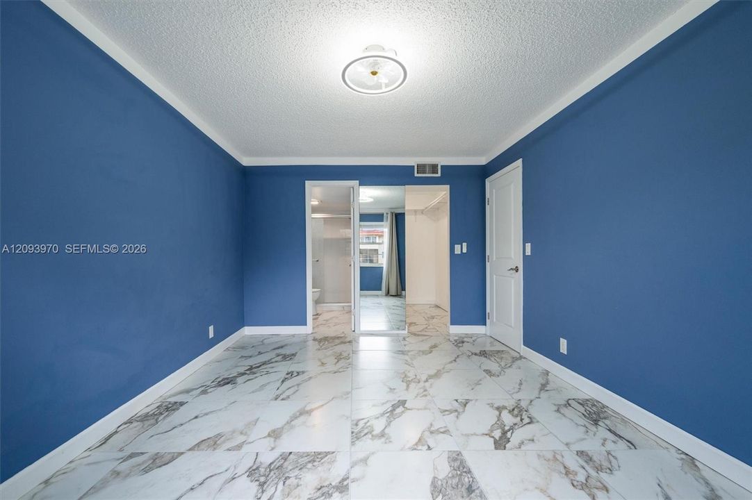 En Venta: $186,000 (2 camas, 2 baños, 888 Pies cuadrados)
