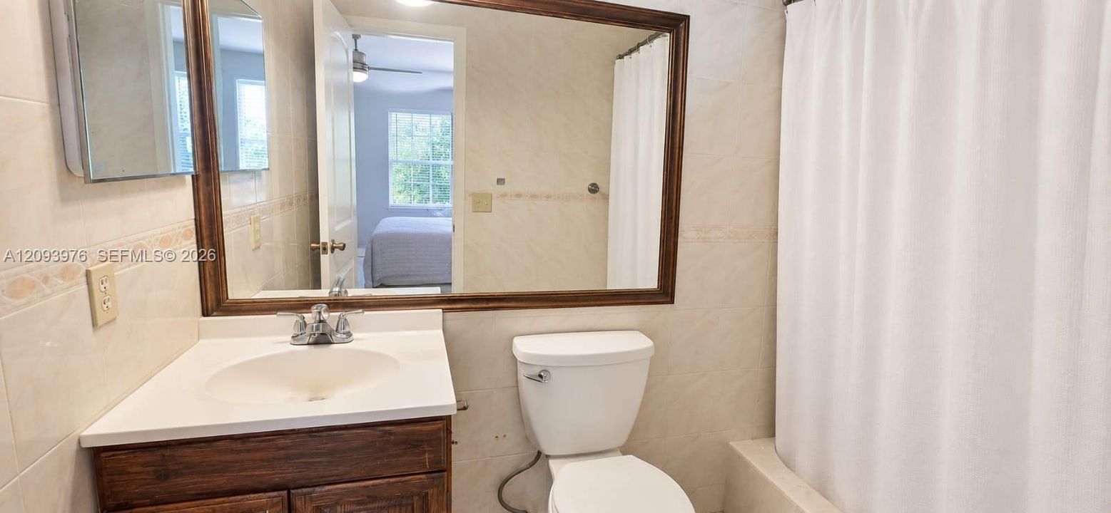 En Venta: $579,900 (3 camas, 2 baños, 1590 Pies cuadrados)
