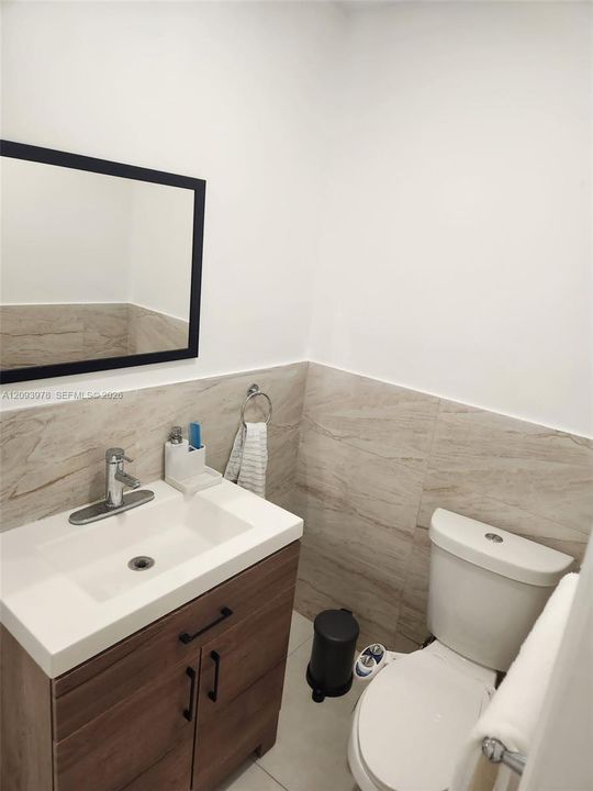 For Rent: $2,200 (1 beds, 1 baths, 2637 Square Feet)
