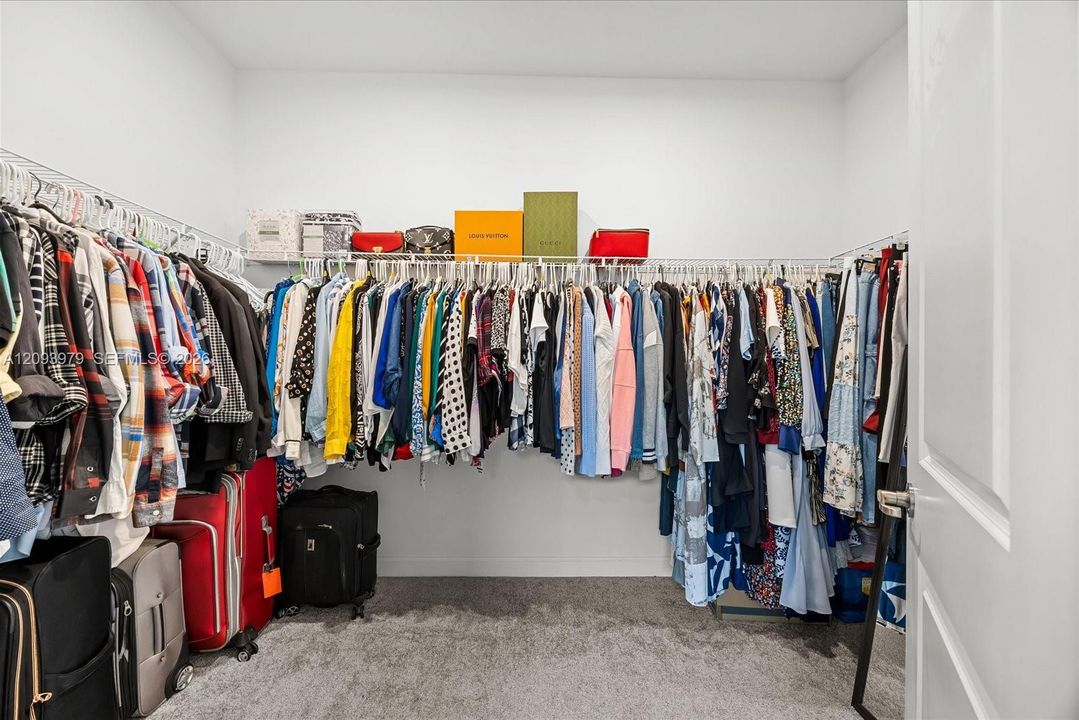 En Renta: $2,900 (3 camas, 2 baños, 1998 Pies cuadrados)