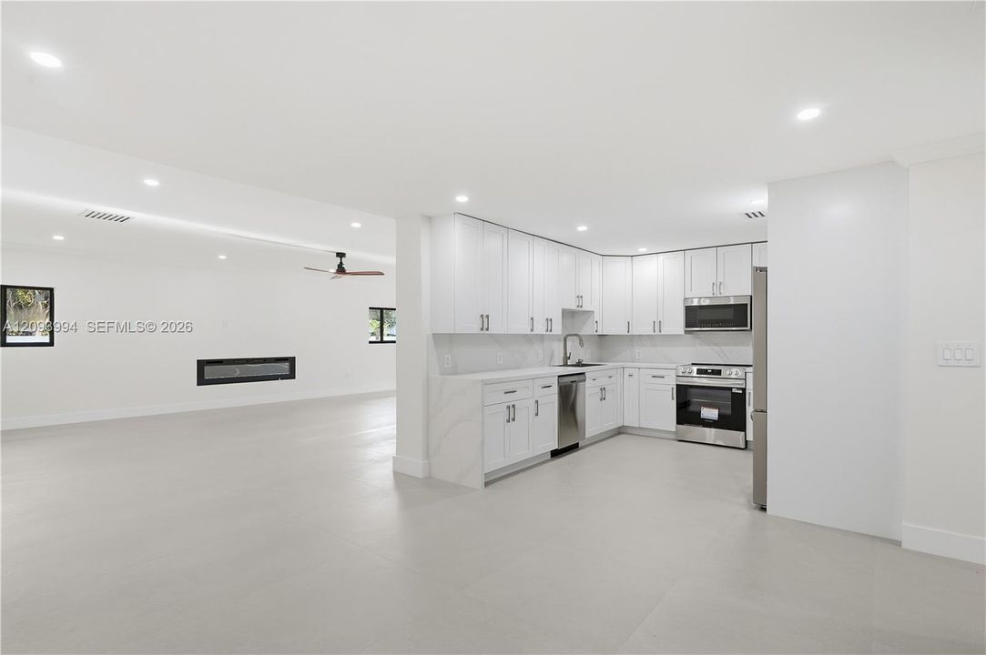 En Venta: $3,899,999 (7 camas, 5 baños, 5710 Pies cuadrados)